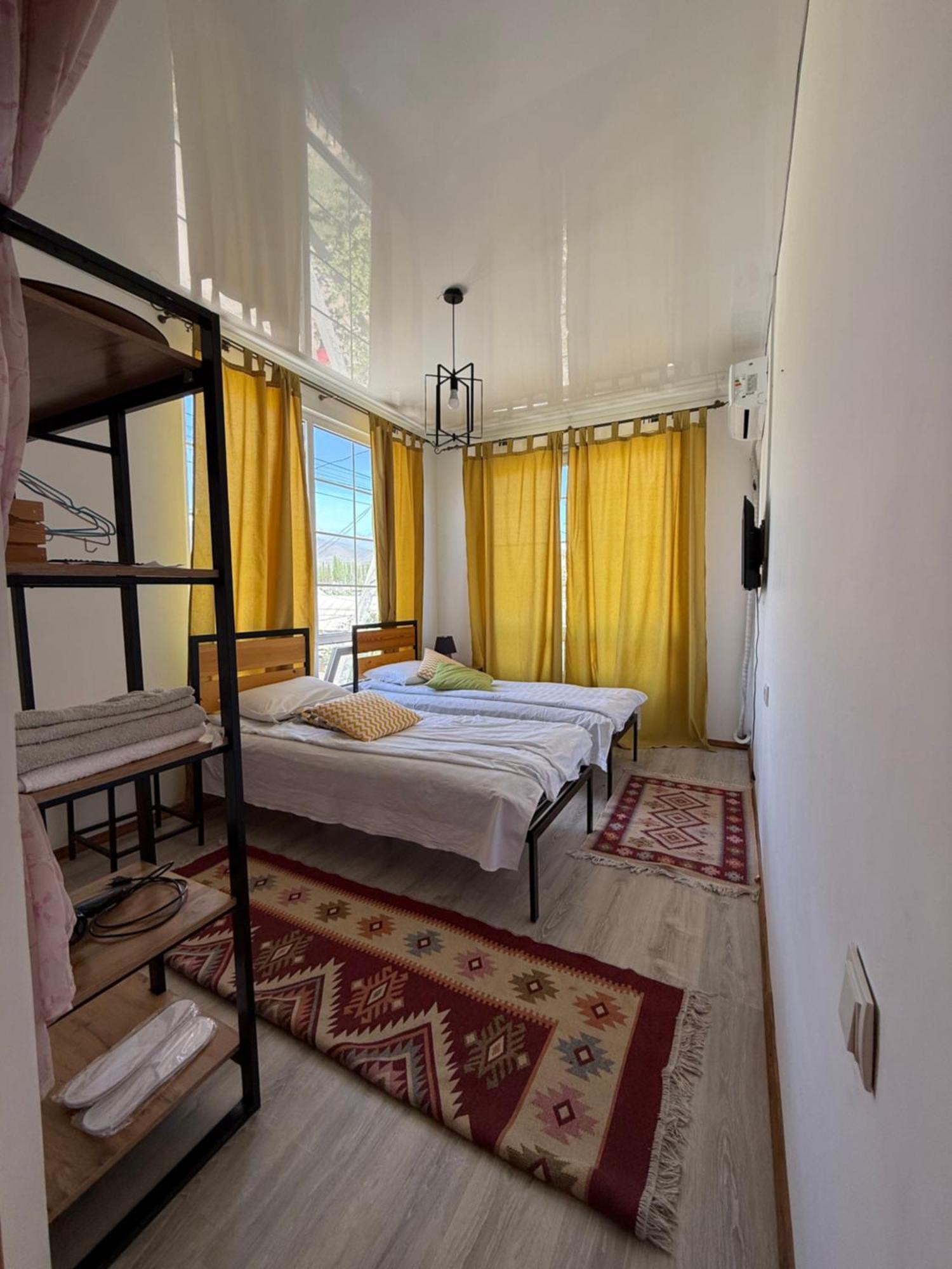 צ'ולפון-אטא Family Guest House מראה חיצוני תמונה